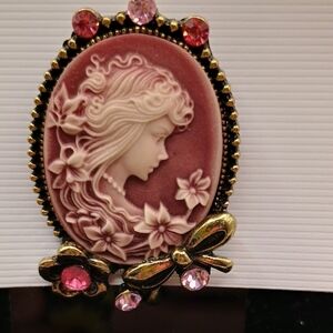 Elegant Pink Cameo Brooch with Gold Accents
